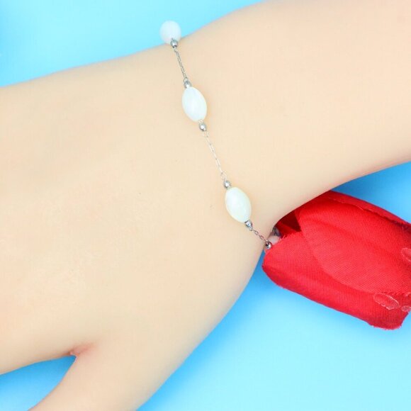 Chic & Stylish Bracelet – A Thoughtful Gift for Women and Girls, DYC1134 - Picture 6 of 9